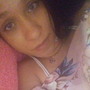 Meet your Posher, Dee